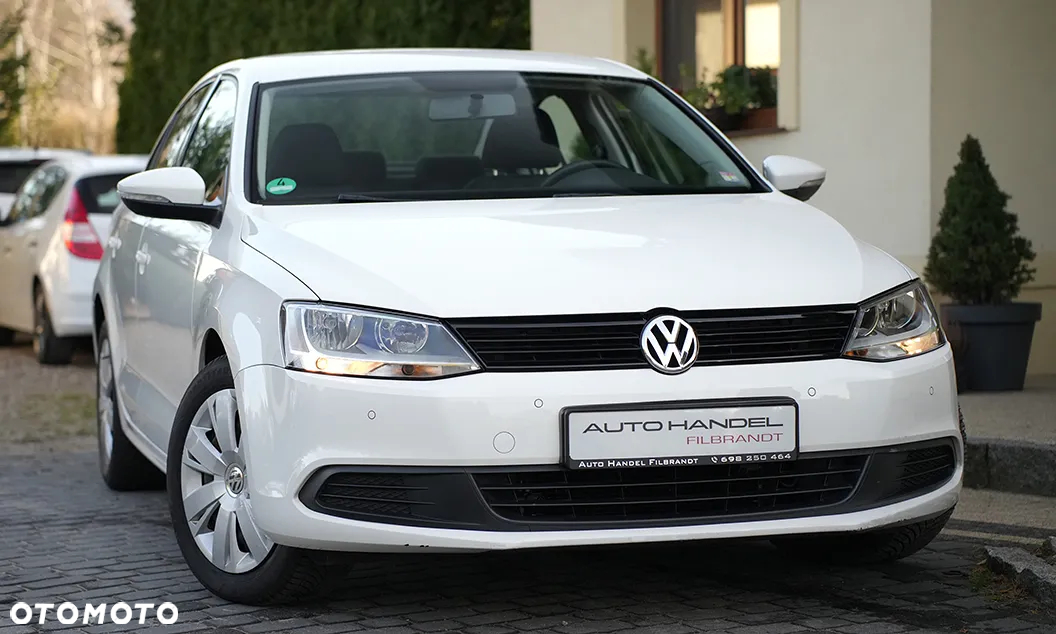 Volkswagen Jetta 1.2 TSI BlueMotion Technology Comfortline - 8
