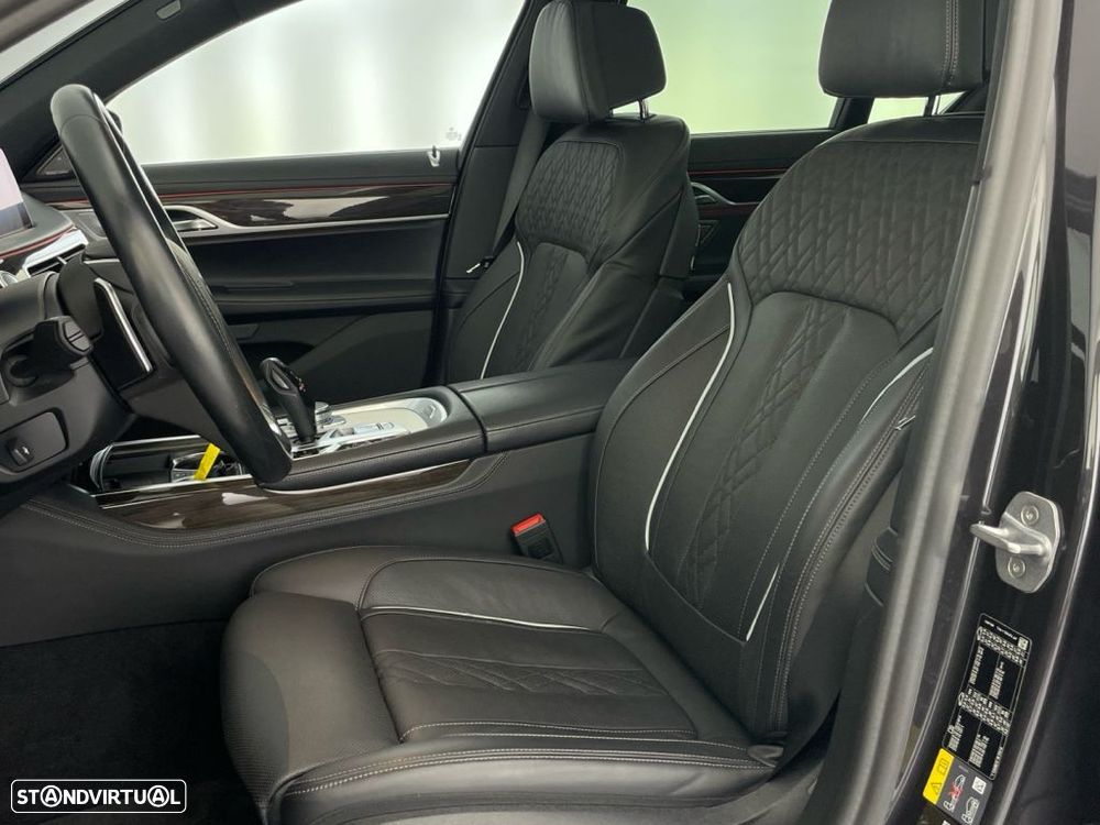 BMW 745 e iPerformance Pack M Auto - 20