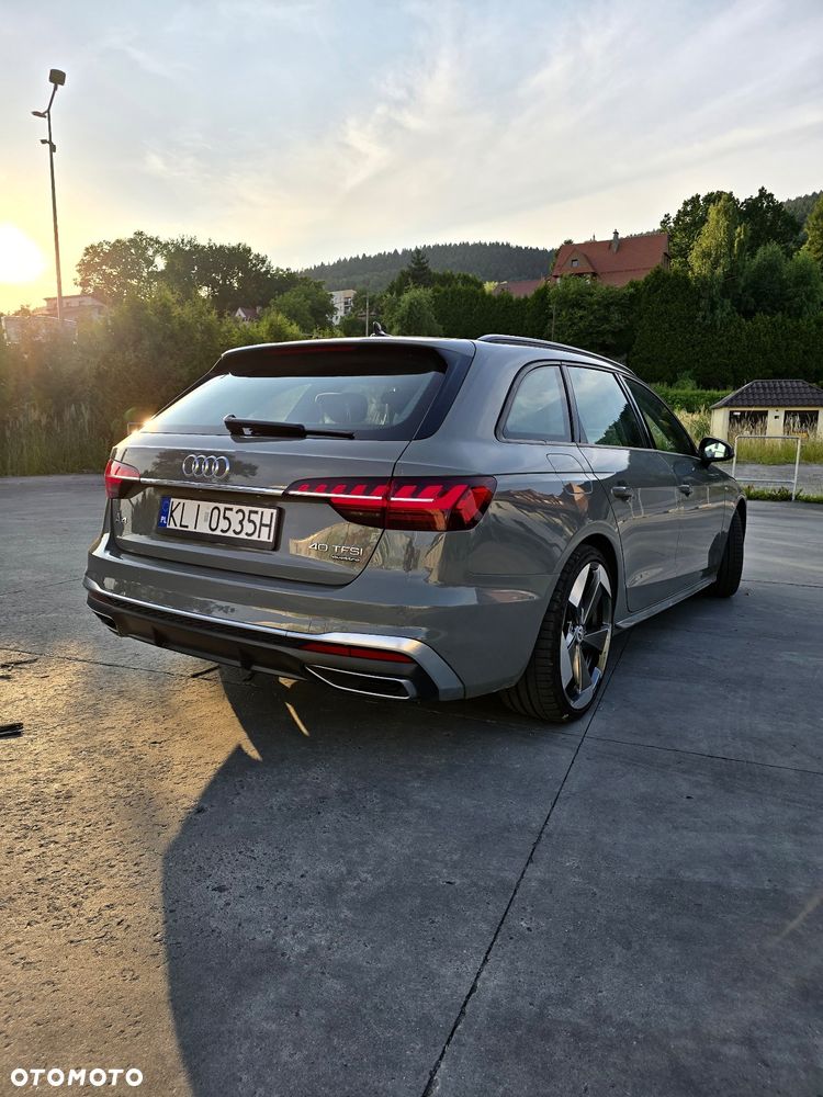 Audi A4 Avant - 1