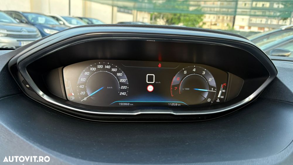 Peugeot 3008 - 12