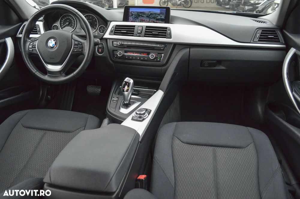 BMW Seria 3 320d Aut. Blue Performance - 36