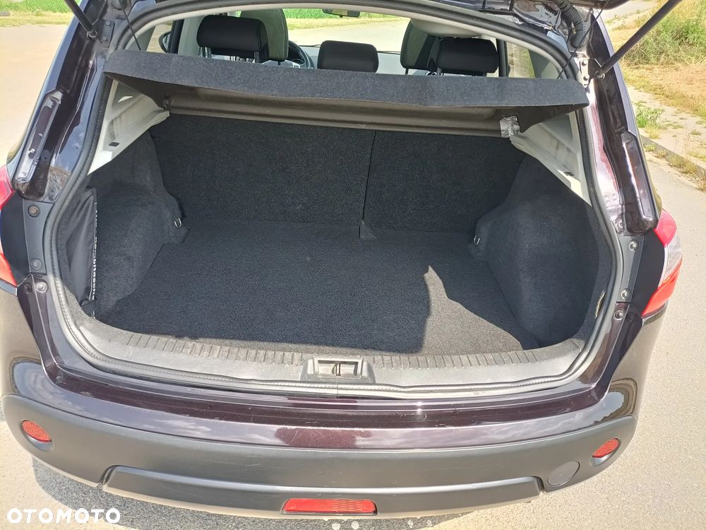 Nissan Qashqai - 10