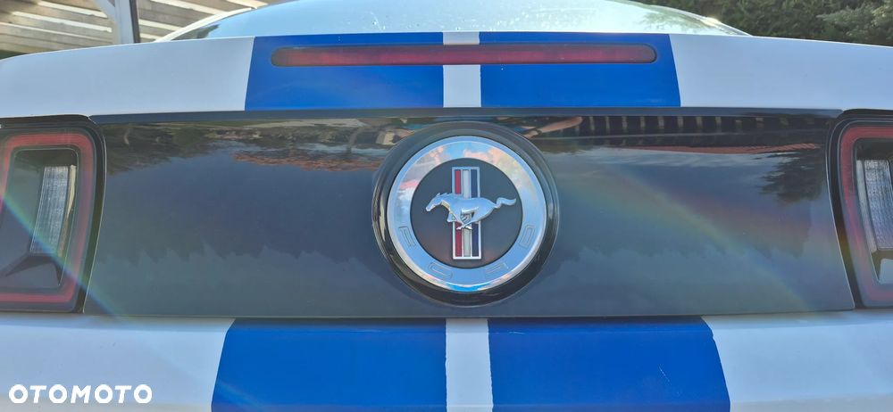 Ford Mustang 3.7 V6 - 12
