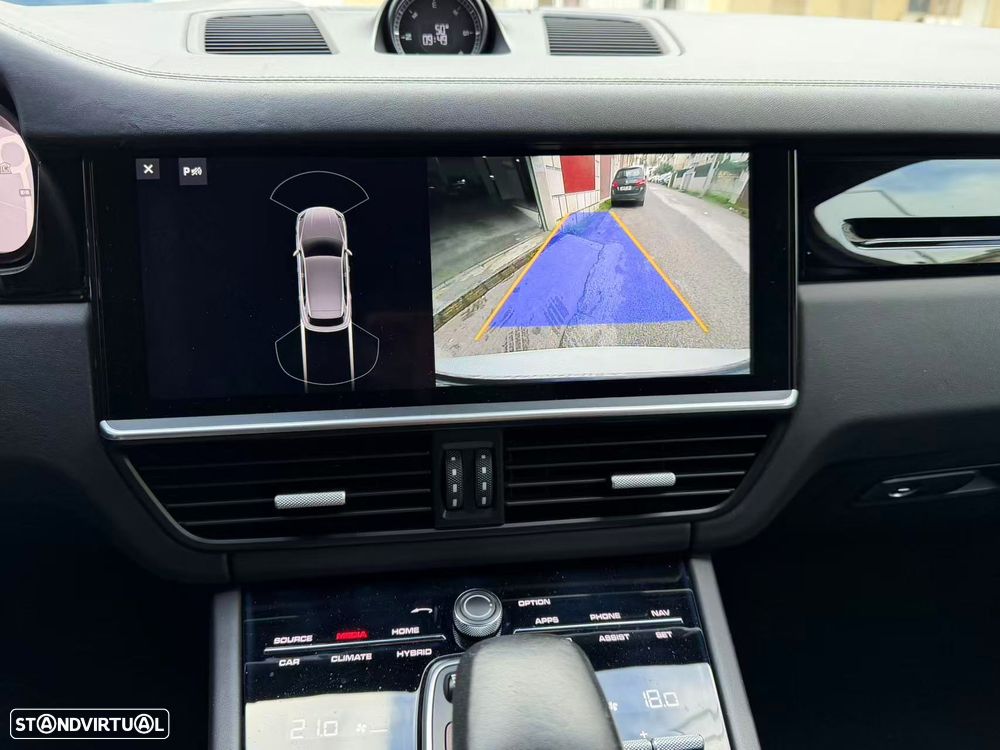 Porsche Cayenne S - 18