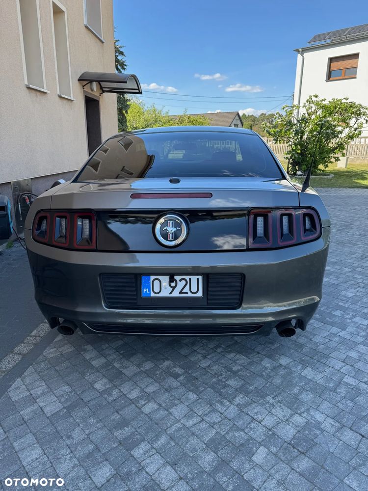 Ford Mustang 3.7 V6 Premium - 7