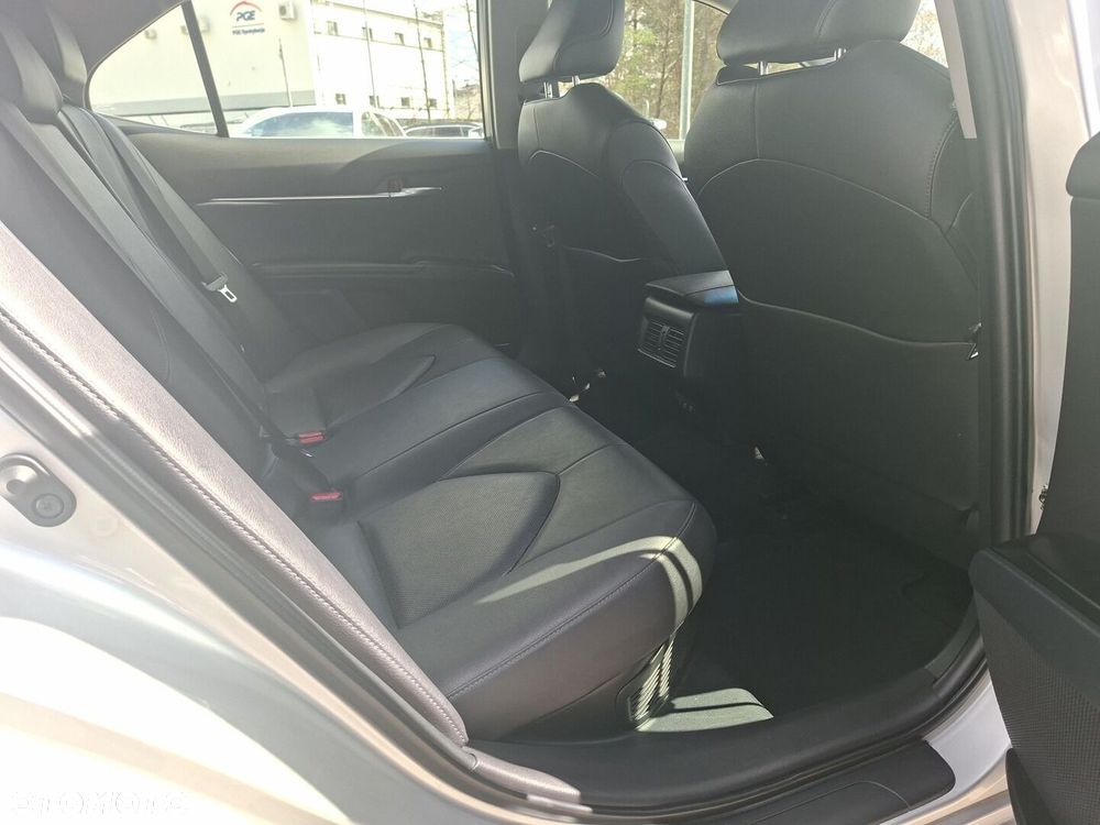 Toyota Camry 2.5 Hybrid Comfort CVT - 11