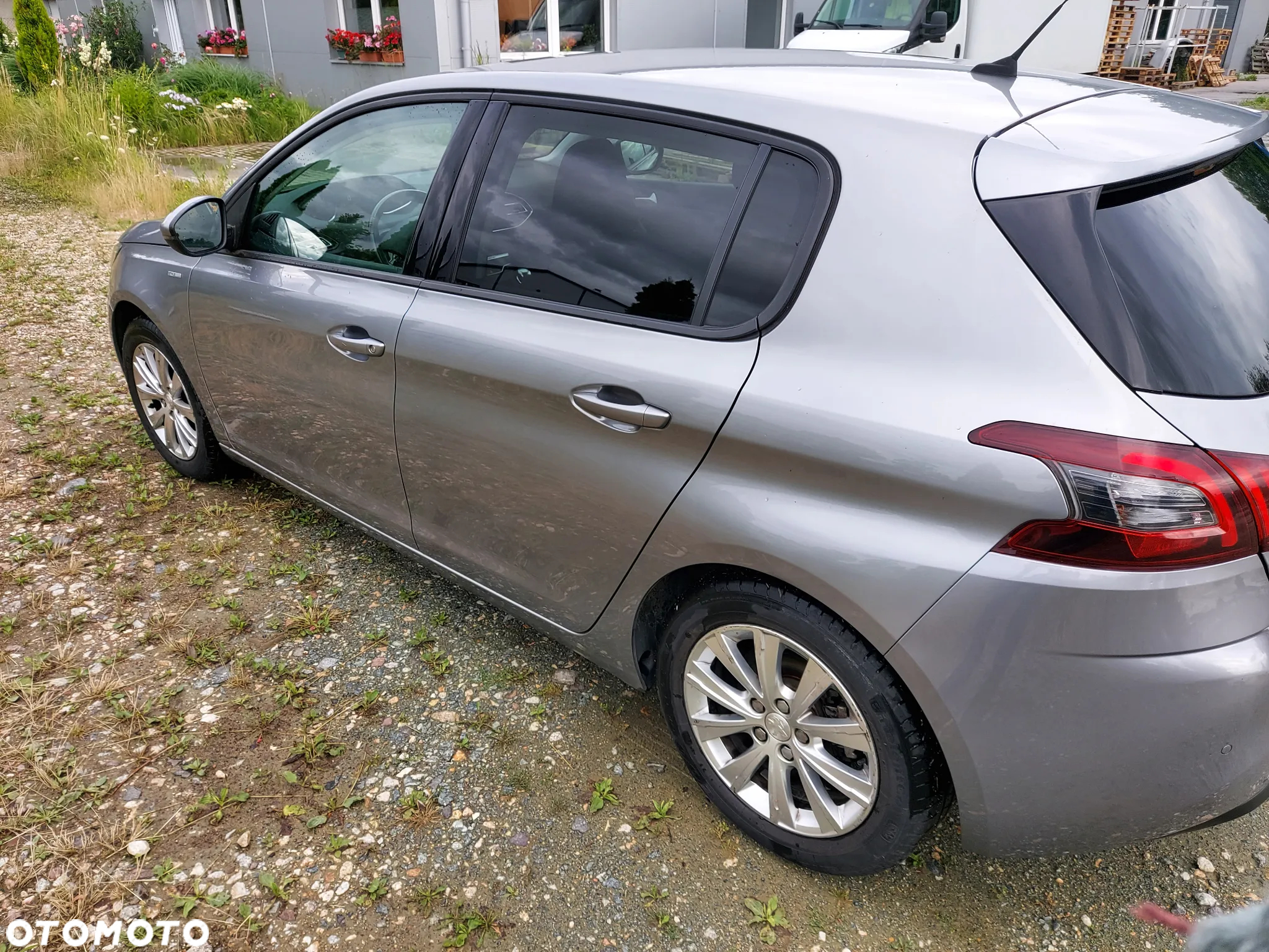 Peugeot 308 1.2 PureTech Business Line S&S - 3