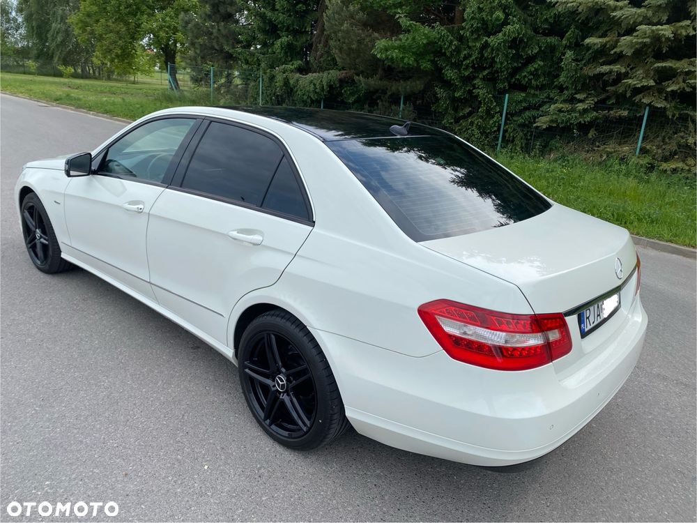 Mercedes-Benz Klasa E 200 CDI Elegance - 6