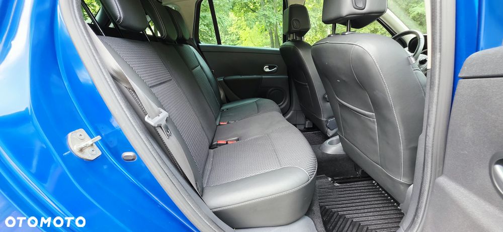 Renault Clio - 10