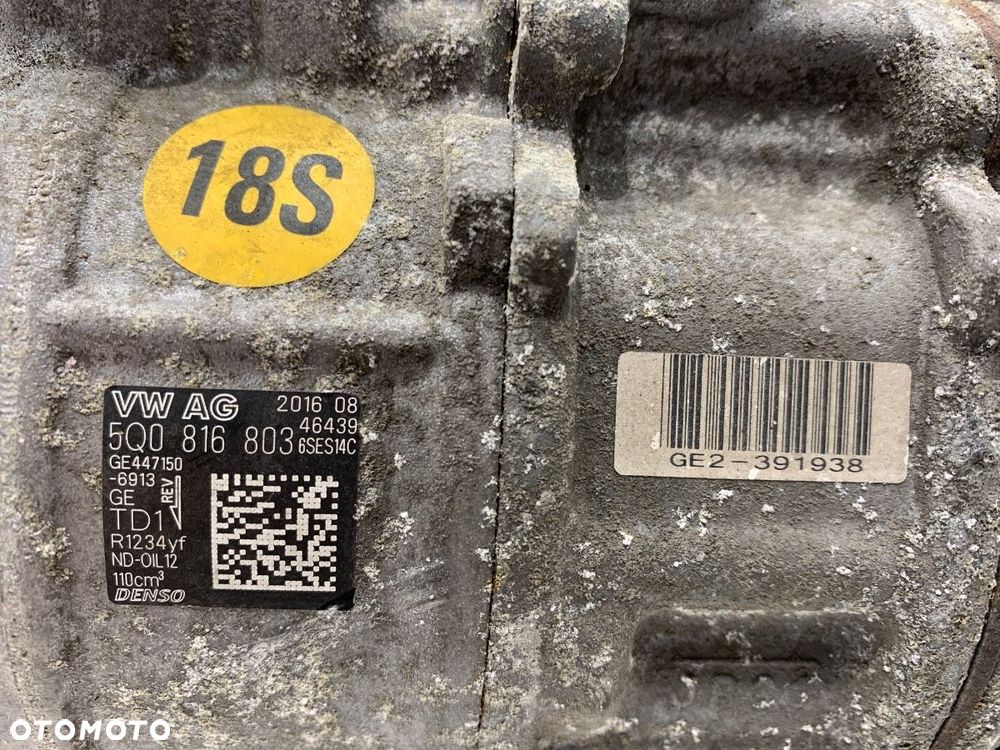 SPRĘŻARKA KLIMATYZACJI  VW GOLF VII (5G1, BQ1, BE1, BE2) 2012 - 2022 1.6 TDI 81 kW [110 KM] olej - 3