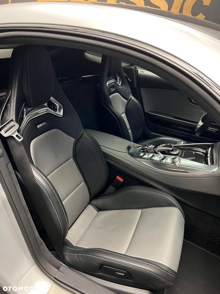 Mercedes-Benz AMG GT - 7