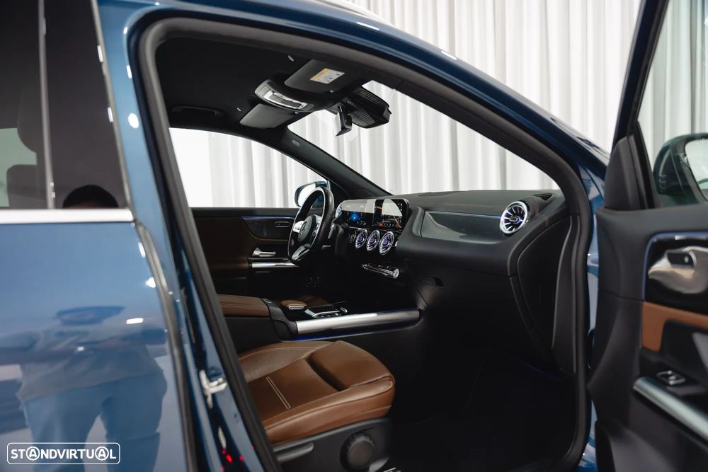 Mercedes-Benz GLA 250 e 8G-DCT AMG Line - 55