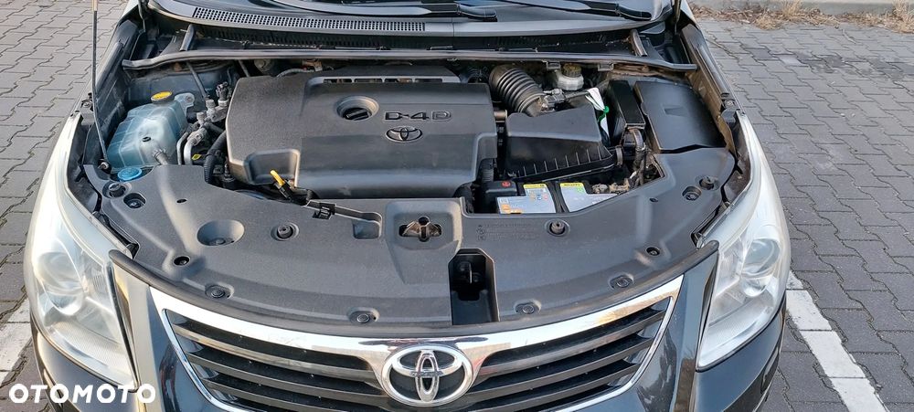 Toyota Avensis 2.2 D-4D Sol Plus NAVI - 20