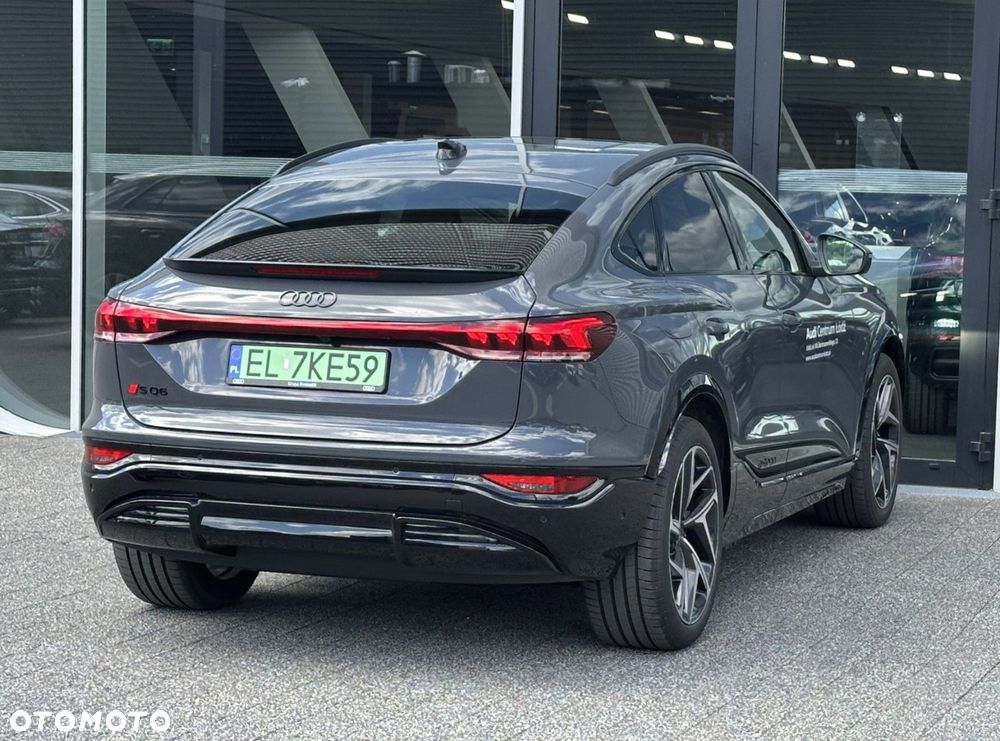 Audi SQ6 Sportback e-tron - 7