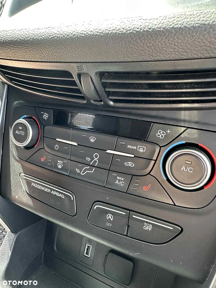 Ford Escape 1.5 EcoBoost AWD SE - 12