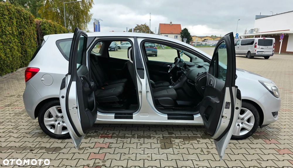 Opel Meriva - 38