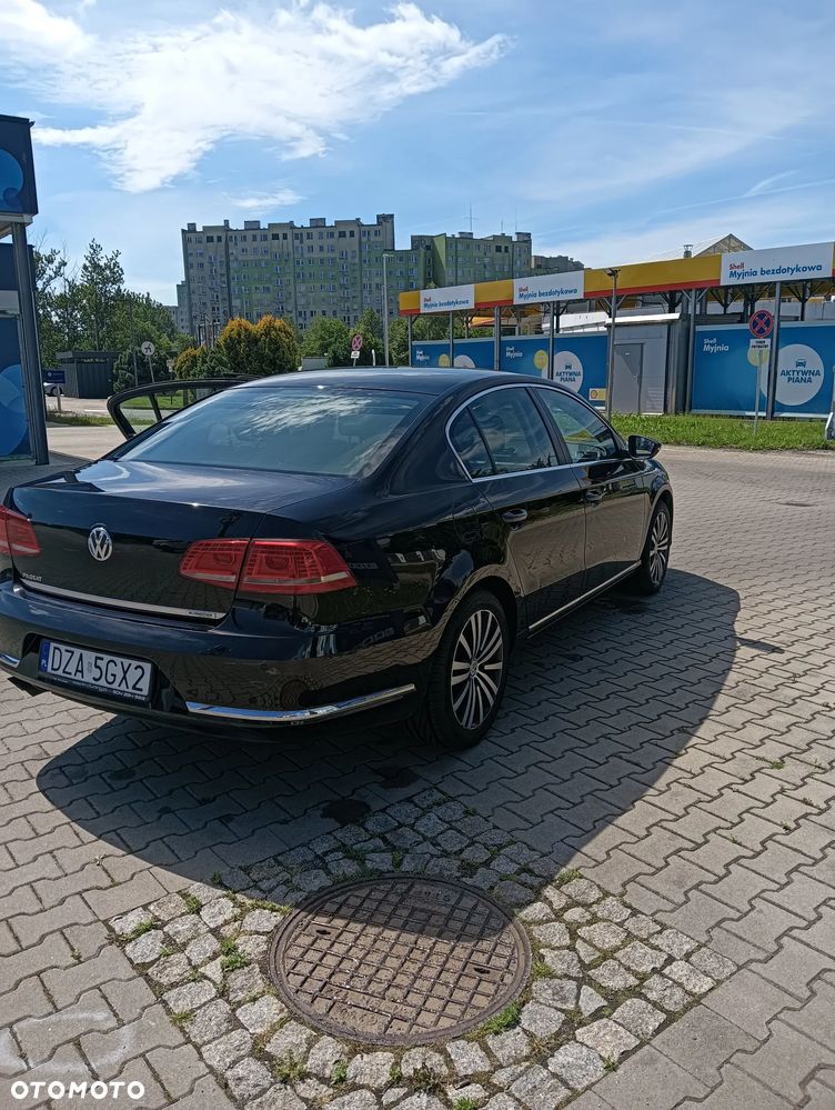 Volkswagen Passat 2.0 TDI Comfortline - 29