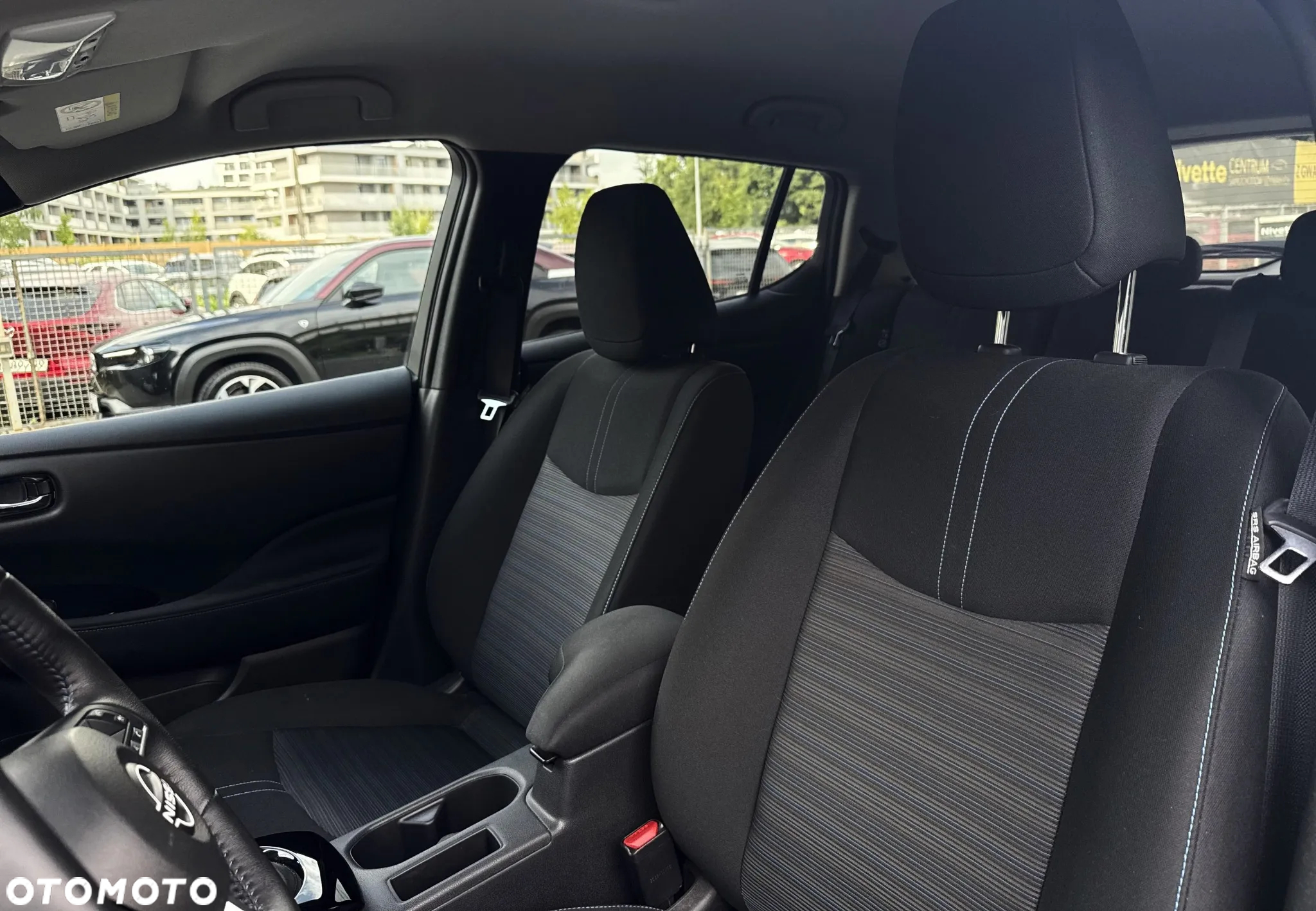 Nissan Leaf 40kWh N-Connecta - 12