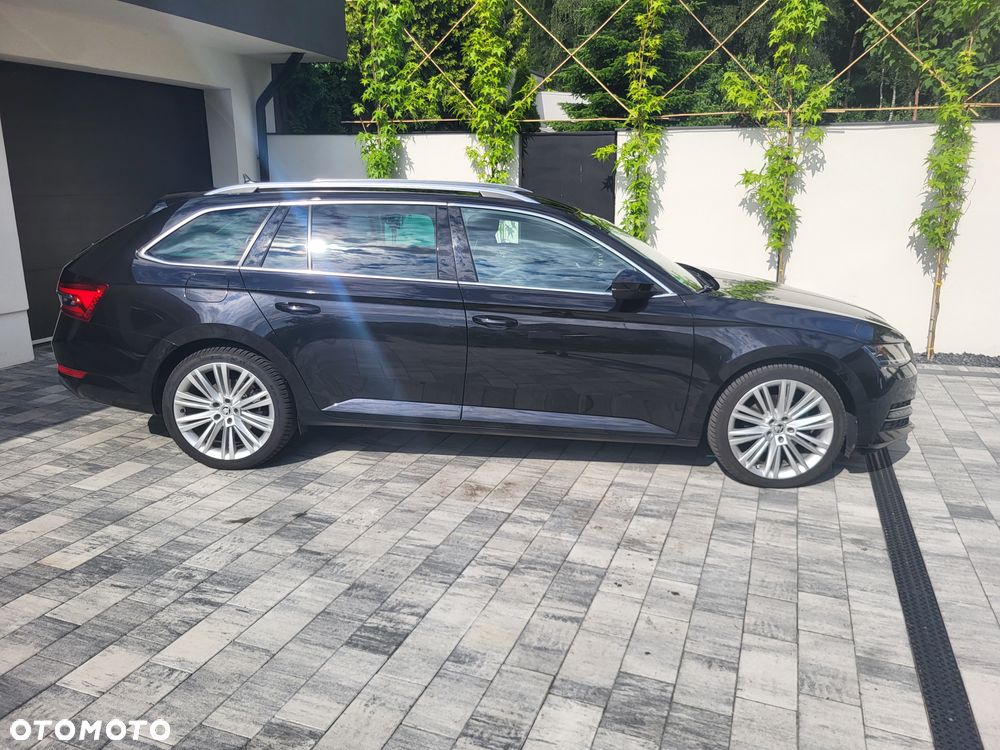 Skoda Superb 2.0 TDI SCR Ambition DSG - 4
