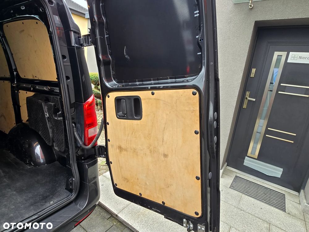 Mercedes-Benz Vito - 28