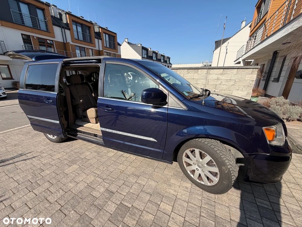 Chrysler Town & Country 3.6 Touring - 14