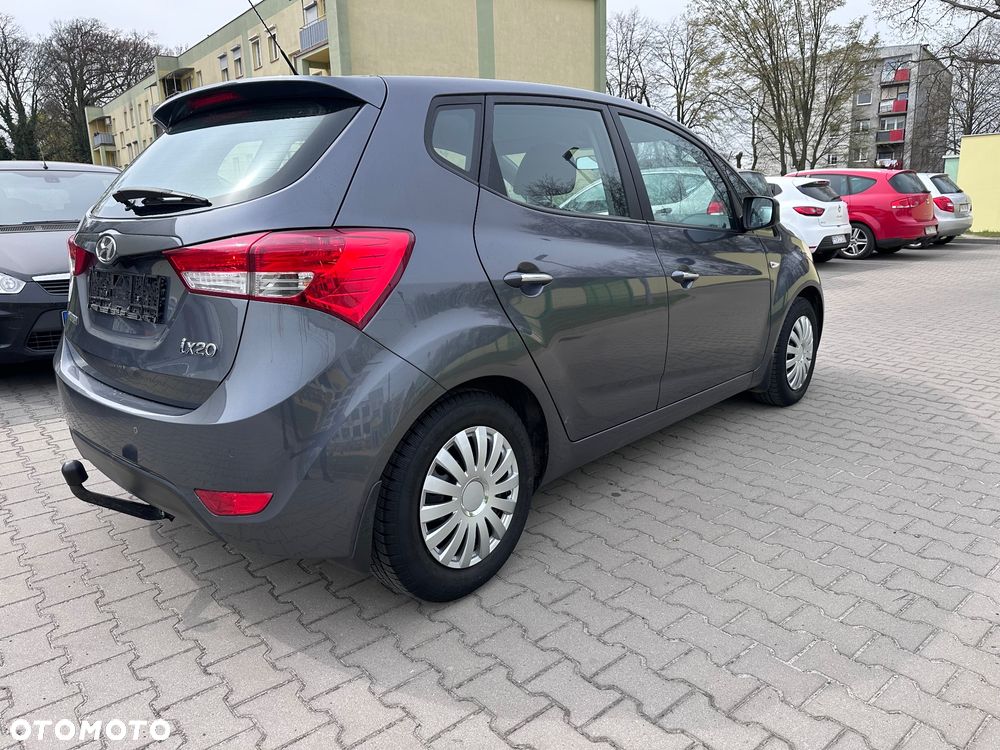 Hyundai ix20 1.6 Premium blue - 17