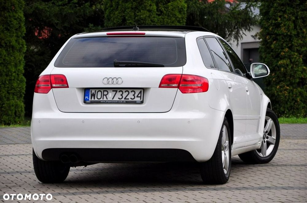 Audi A3 Sportback - 13