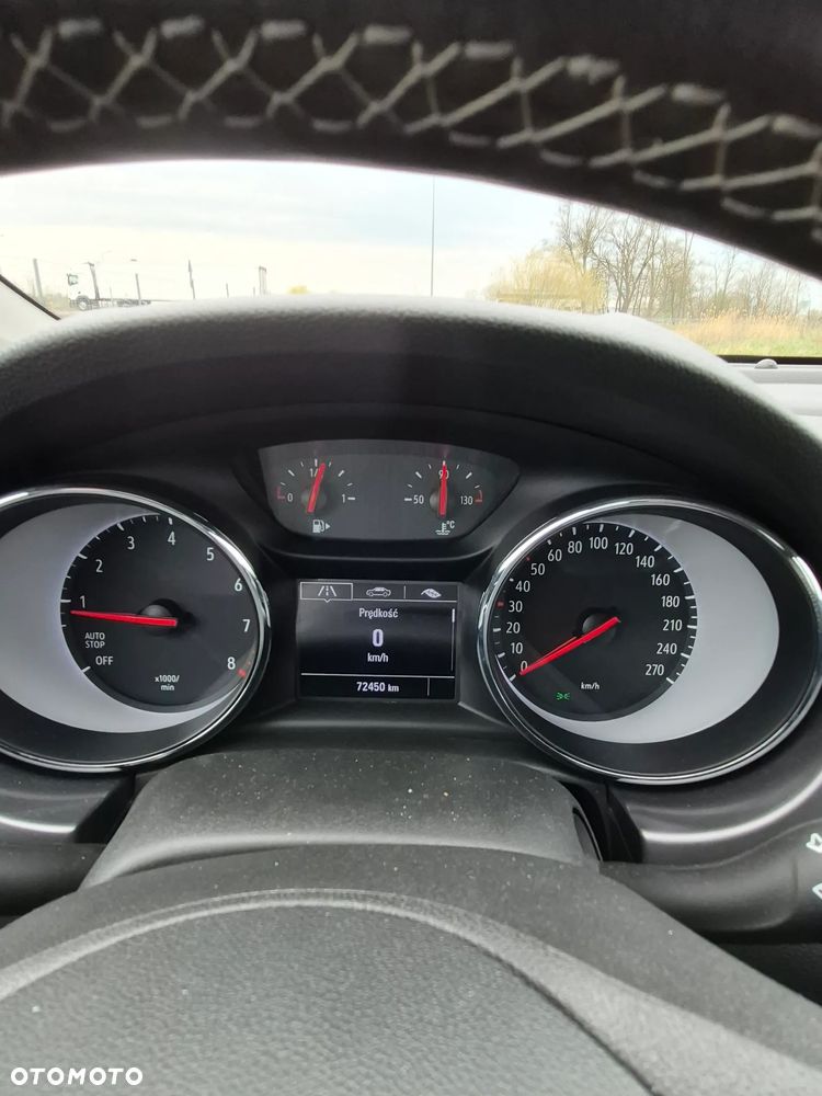 Opel Astra 1.2 T Edition S&S - 6