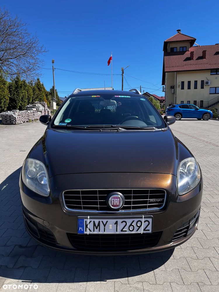 Fiat Croma 1.9 JTD Emotion - 2