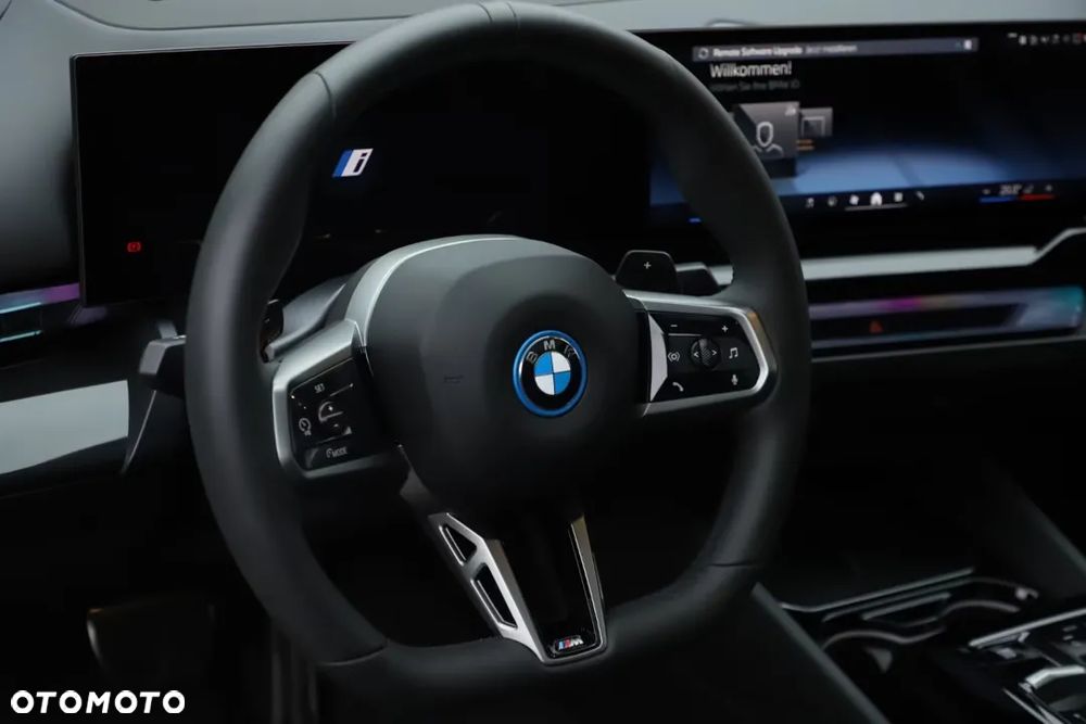 BMW Seria 5 520d mHEV M Sport - 10