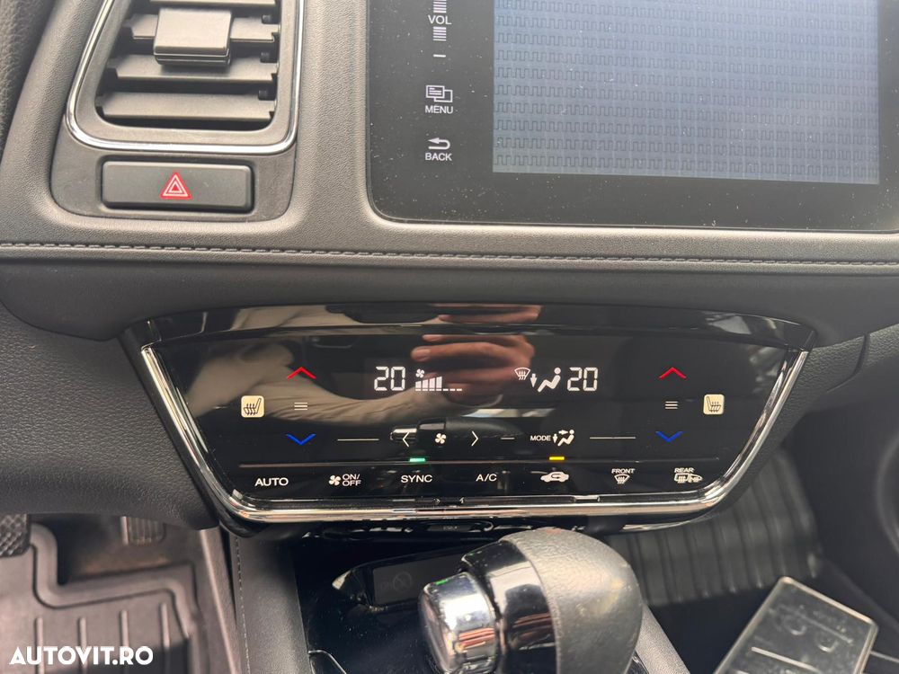Honda HR-V 1.5 i-VTEC 4x2 CVT Elegance - 15