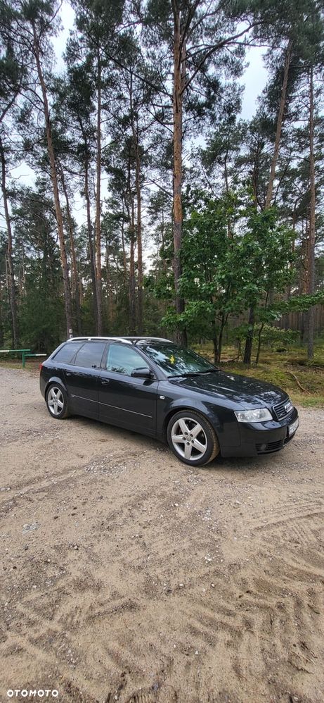 Audi A4 Avant - 11