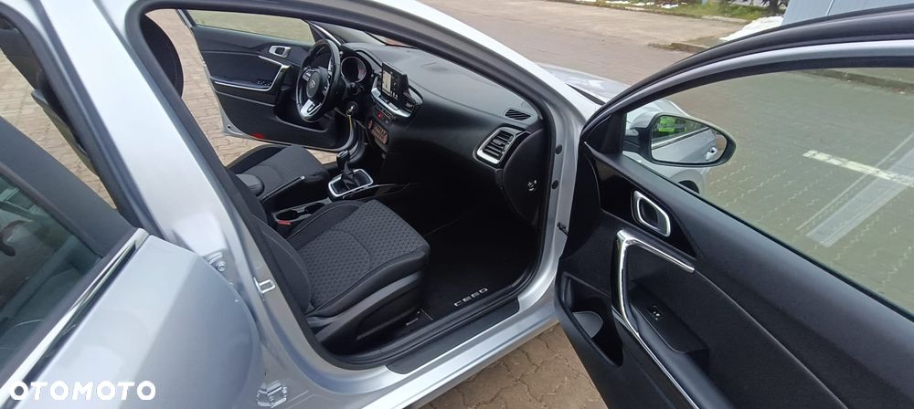 Kia Ceed 1.6 CRDi SCR M - 20