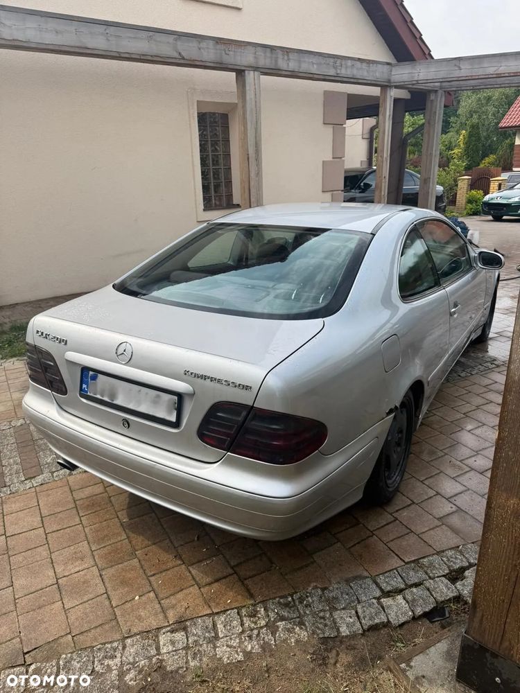 Mercedes-Benz CLK - 5