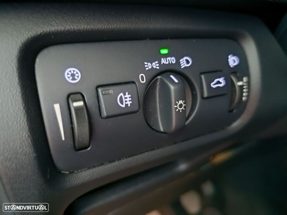 Volvo V40 1.6 D2 Kinetic - 15