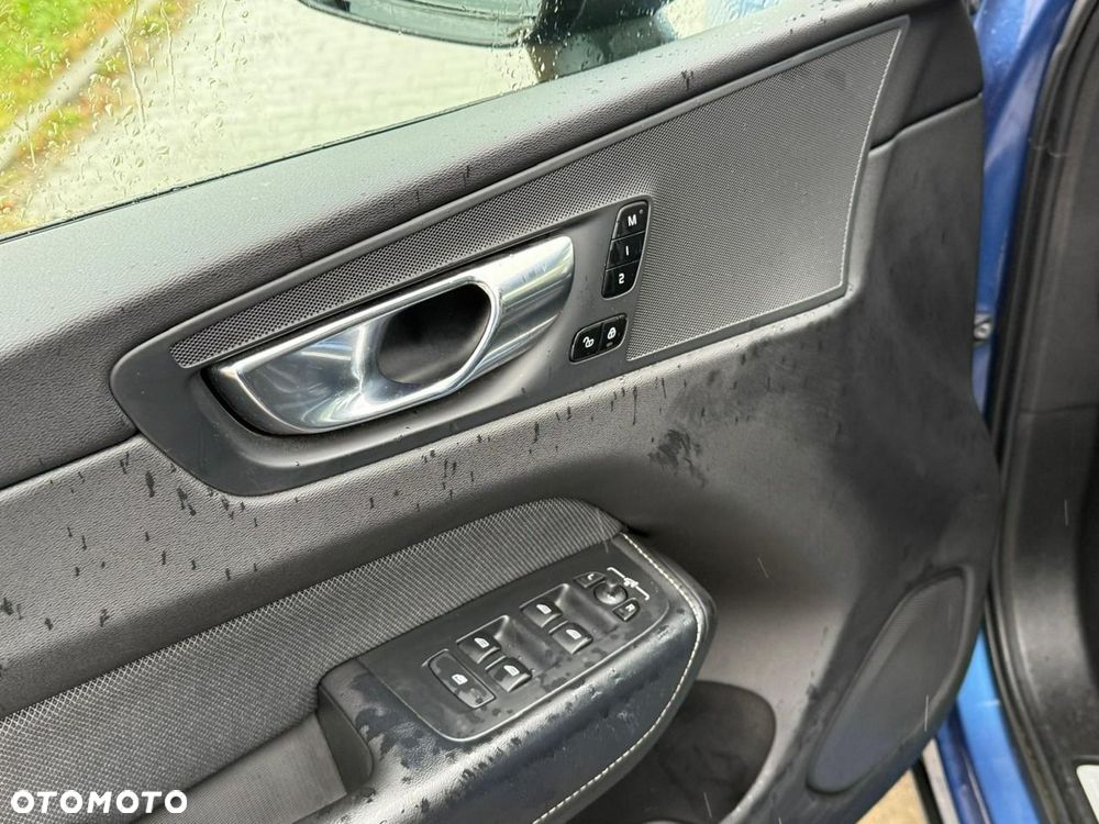 Volvo XC 60 B4 D AWD Geartronic RDesign - 15