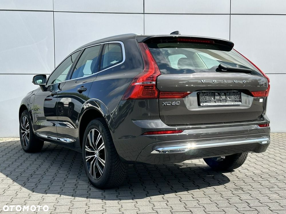 Volvo XC 60 T6 AWD Recharge Geartronic Inscription - 10