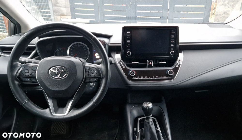 Toyota Corolla 1.6 Comfort - 6