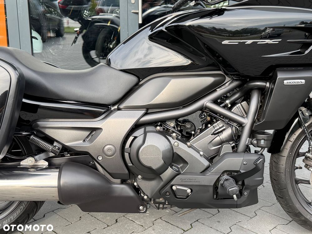 Honda CTX - 7