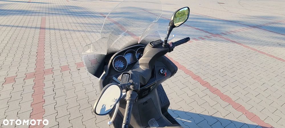 Kymco Downtown - 3