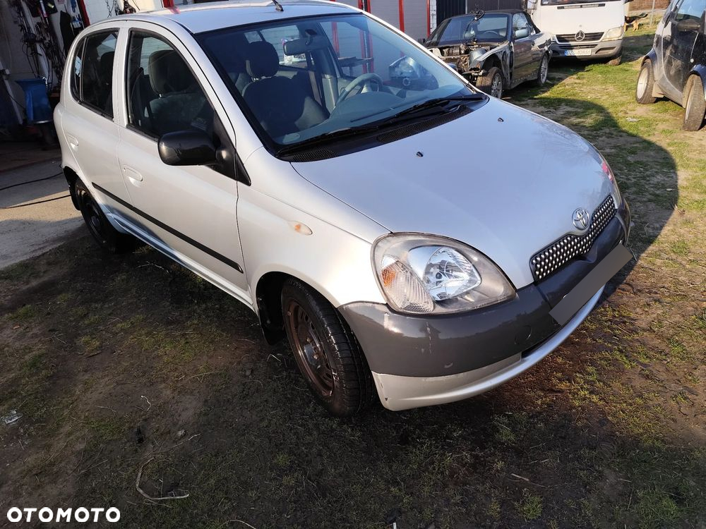 Toyota Yaris 1.4 D-4D Linea Terra - 2