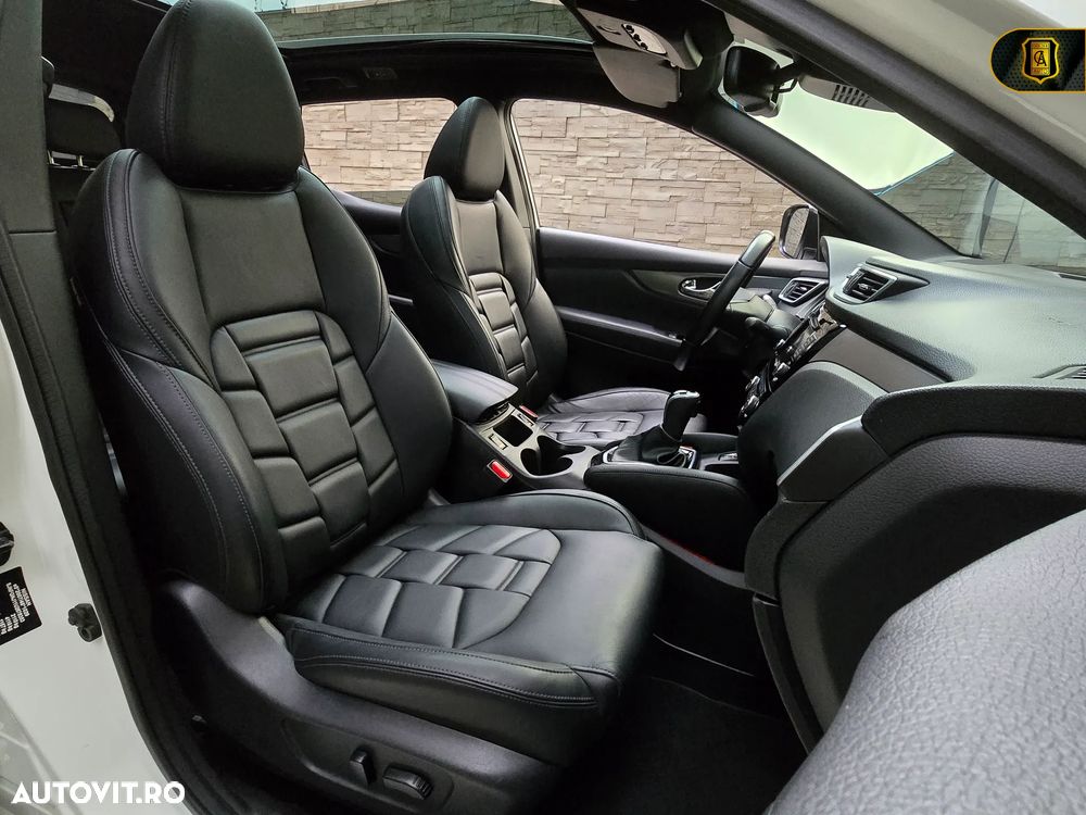 Nissan Qashqai 1.7 dCi Xtronic ALL-MODE 4x4i TEKNA - 9