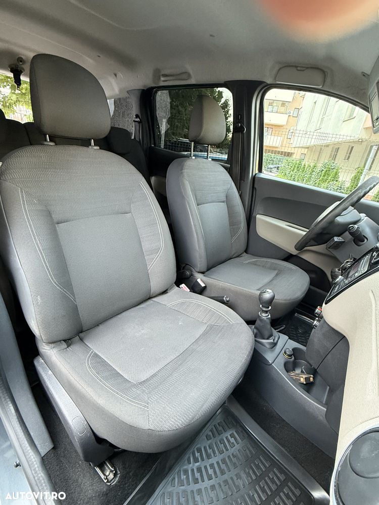 Dacia Lodgy dCi 110 Laureate - 13