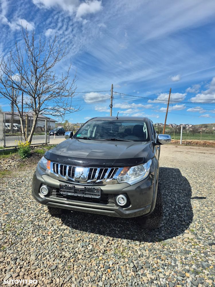 Mitsubishi L 200 - 10