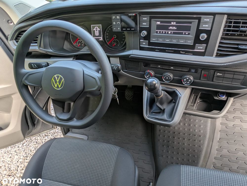 Volkswagen Transporter - 13