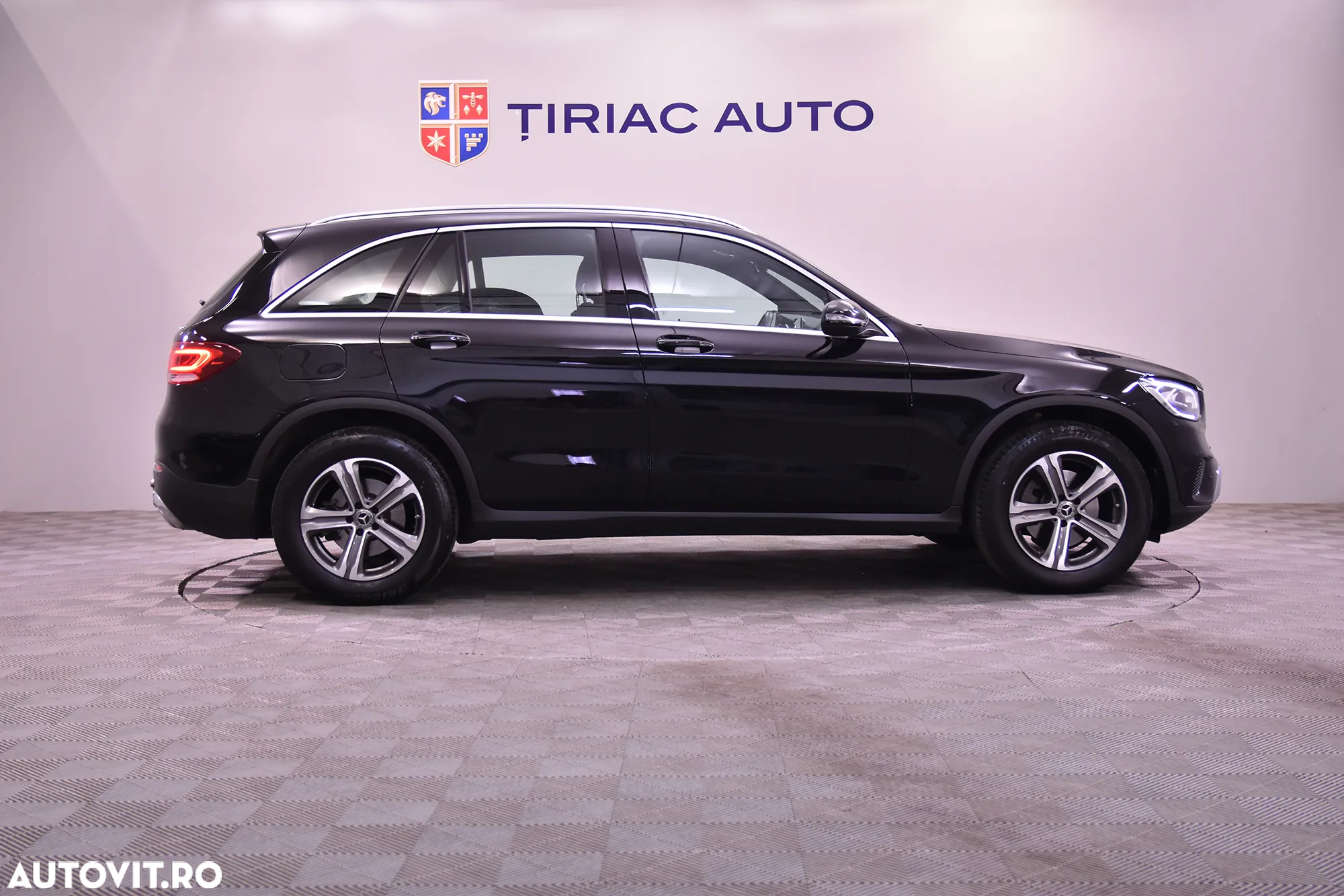 Mercedes-Benz GLC 220 d 4MATIC - 6