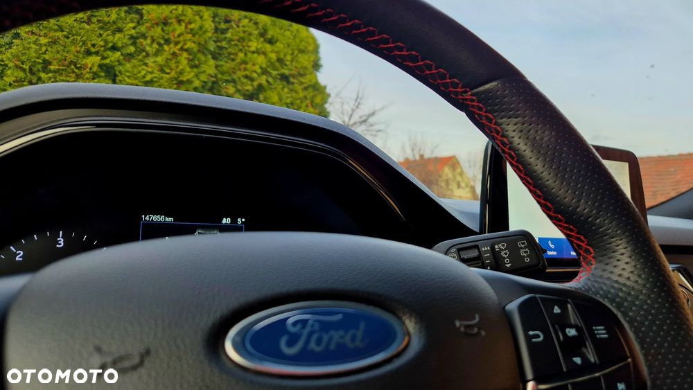 Ford Focus 1.5 EcoBlue Start-Stopp-System ST-LINE - 23