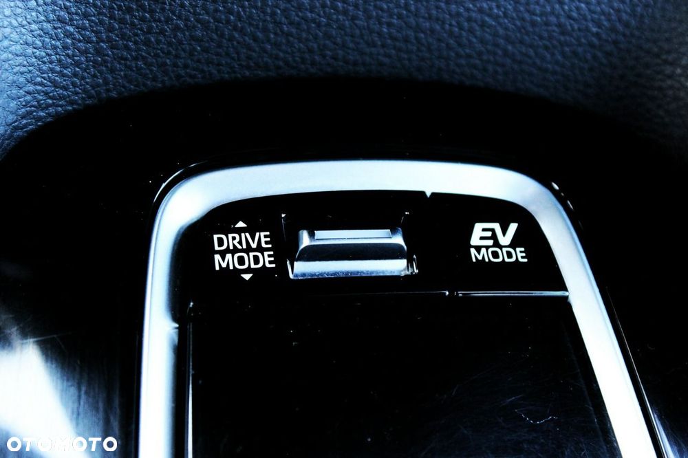 Toyota Corolla 1.8 Hybrid Comfort - 20