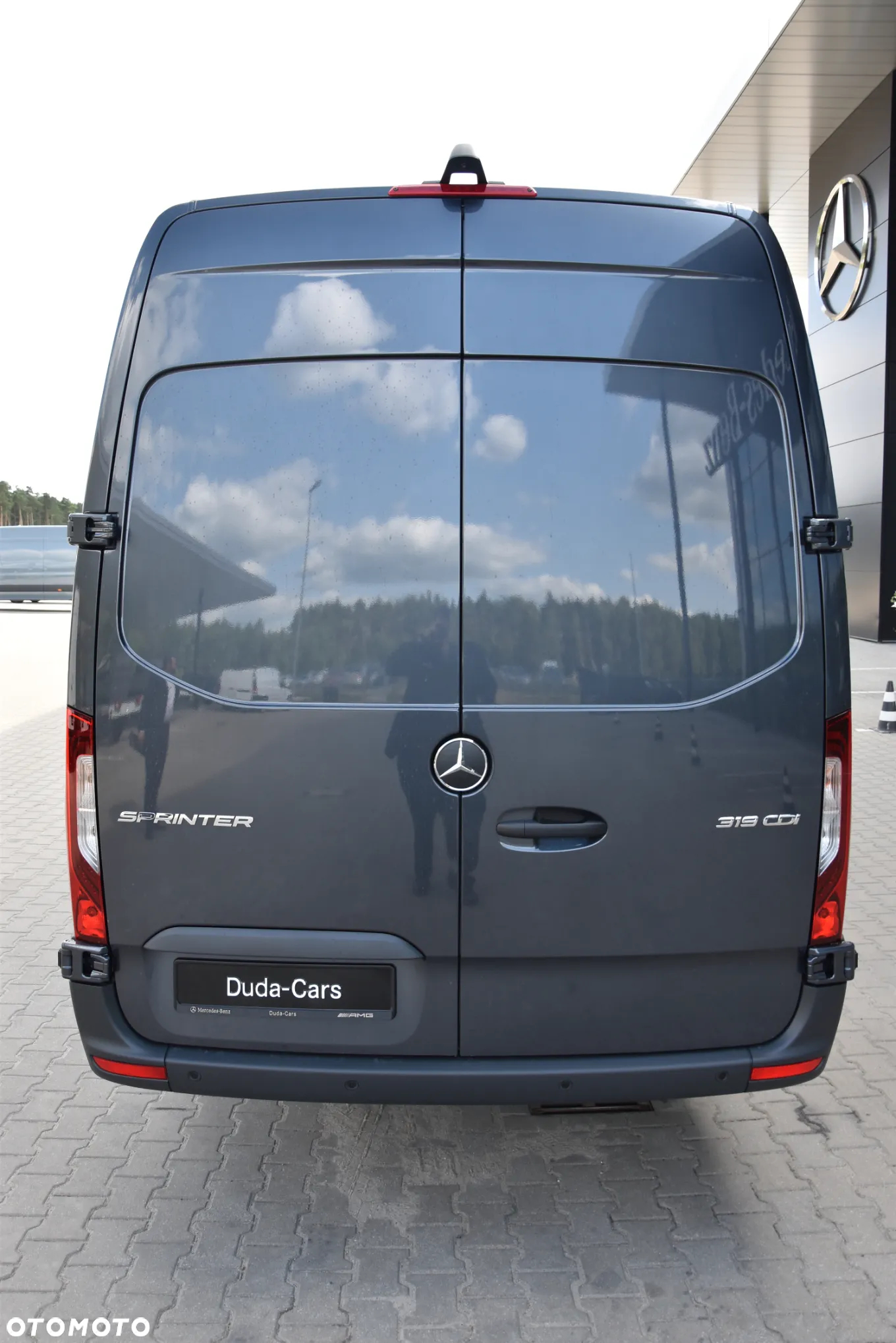 Mercedes-Benz Sprinter - 7