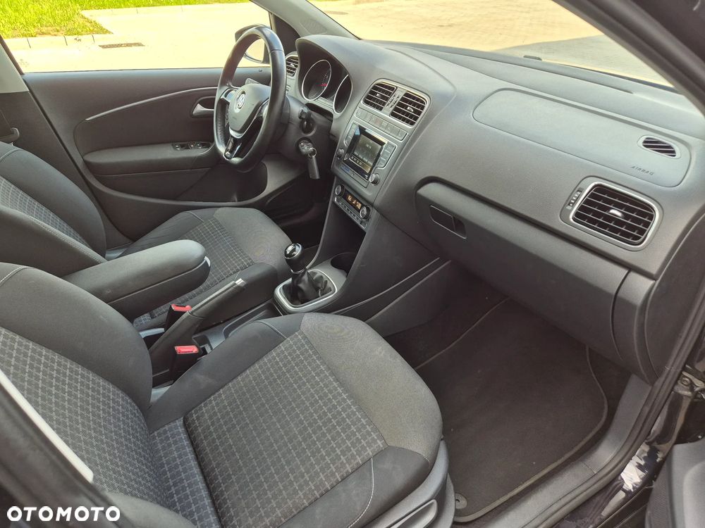 Volkswagen Polo 1.0 (Blue Motion Technology) SOUND - 15